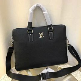 Picture of LV Mens Bags _SKUfw107051035fw